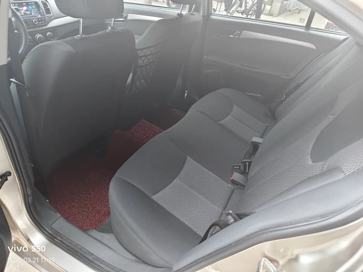 Roewe 350 2014 1.5L 7