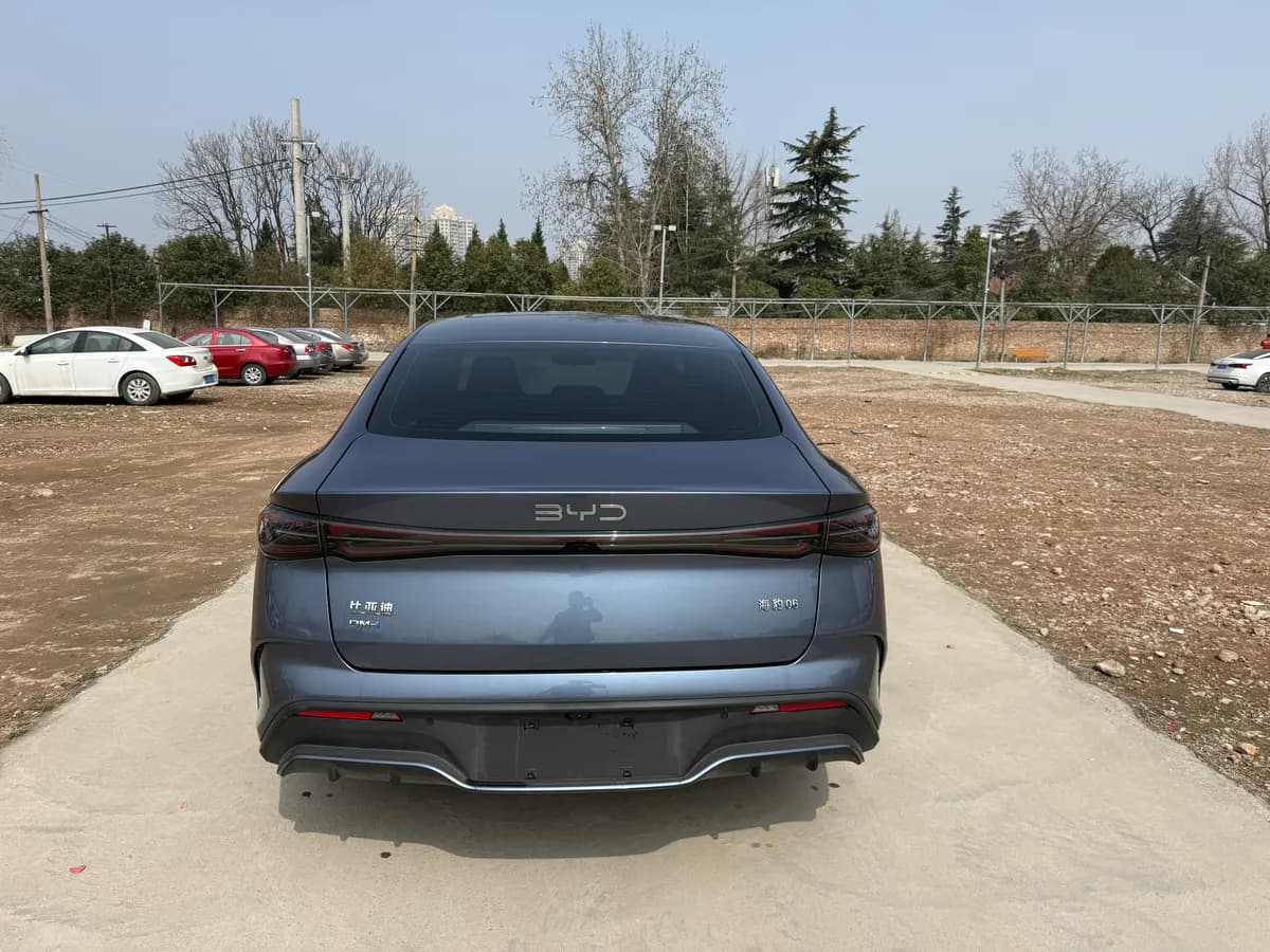 BYD 06 2024 DM-i 120KM 3