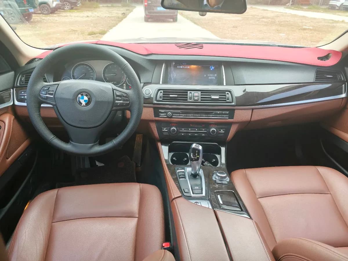 BMW 5 2014 525Li 6