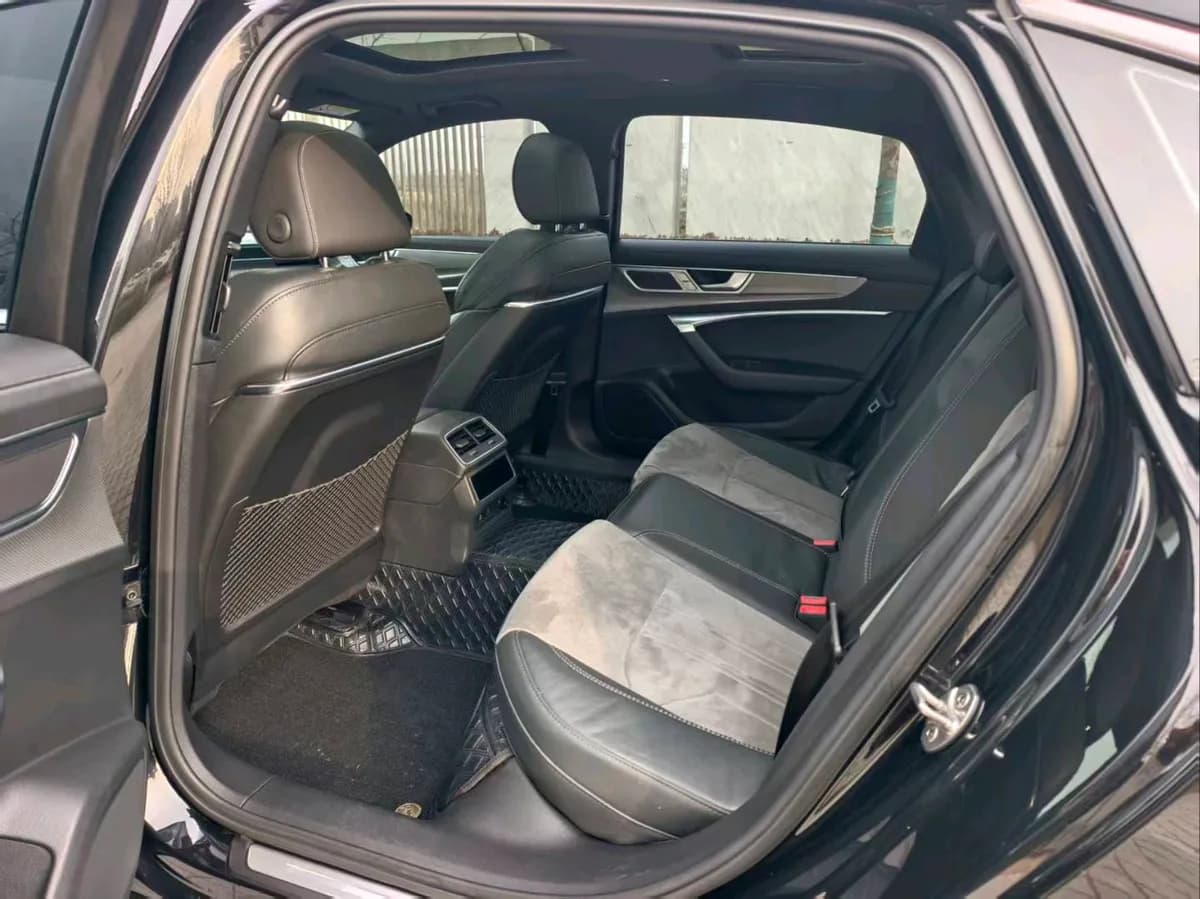 Audi A6L 2022 55 TFSI e quattro 6