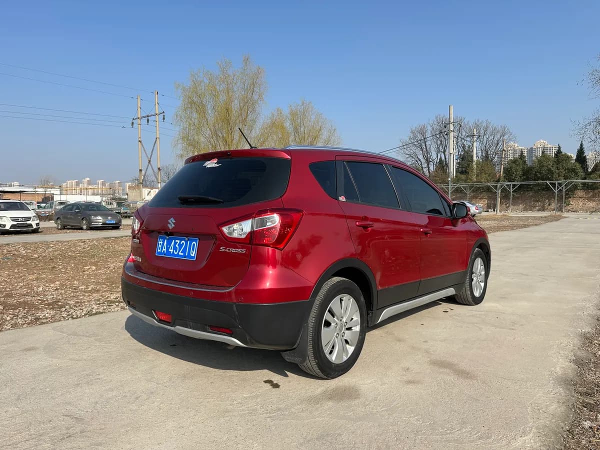 Suzuki 2014 1.6L CVT 4
