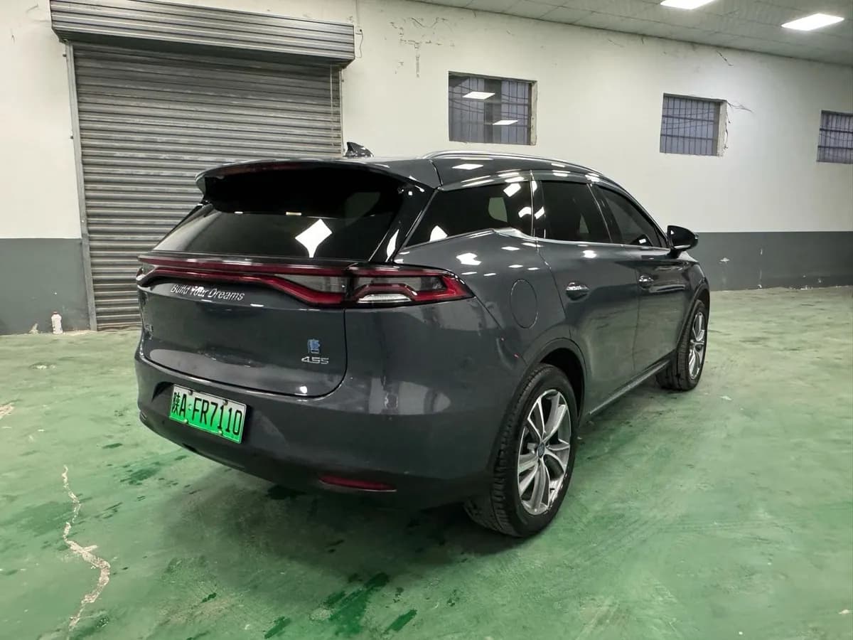BYD 2019 DM 2.0T 7 VI 4