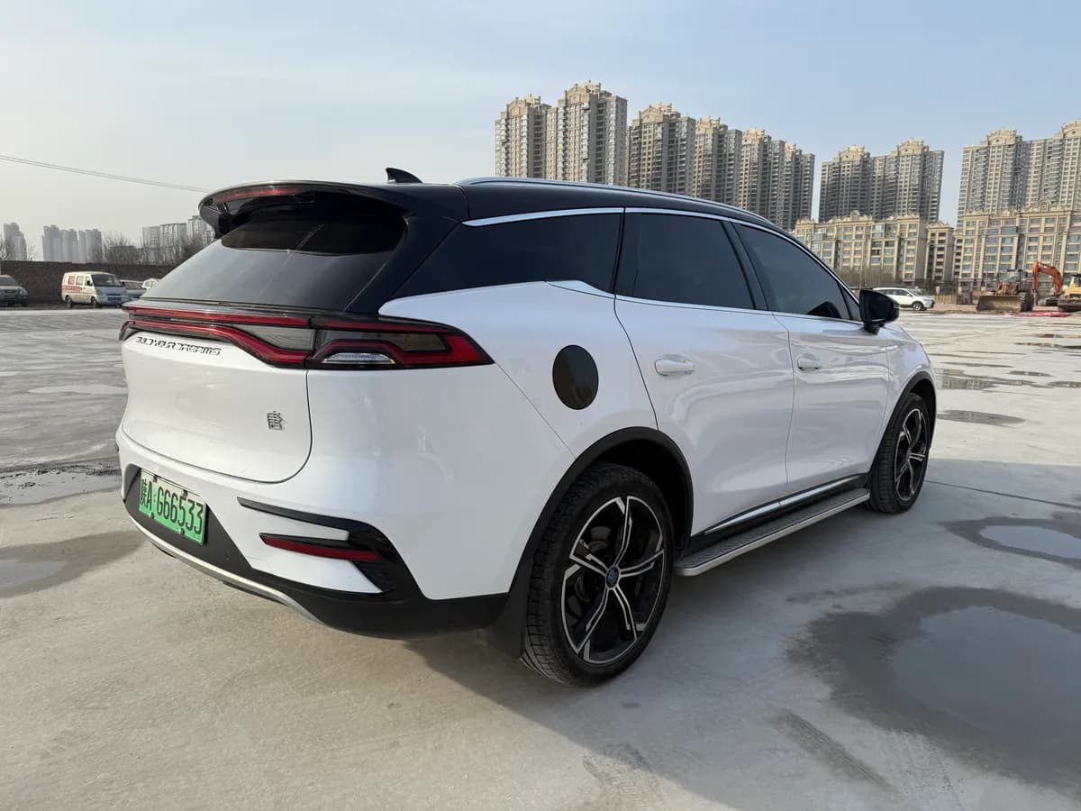 BYD 2021 DM-i 112KM 4