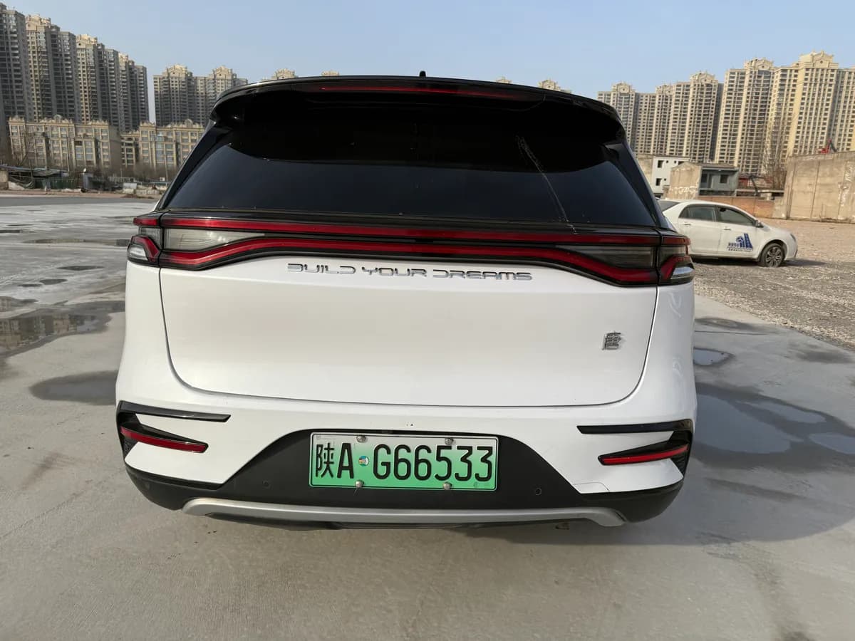 BYD 2021 DM-i 112KM 5
