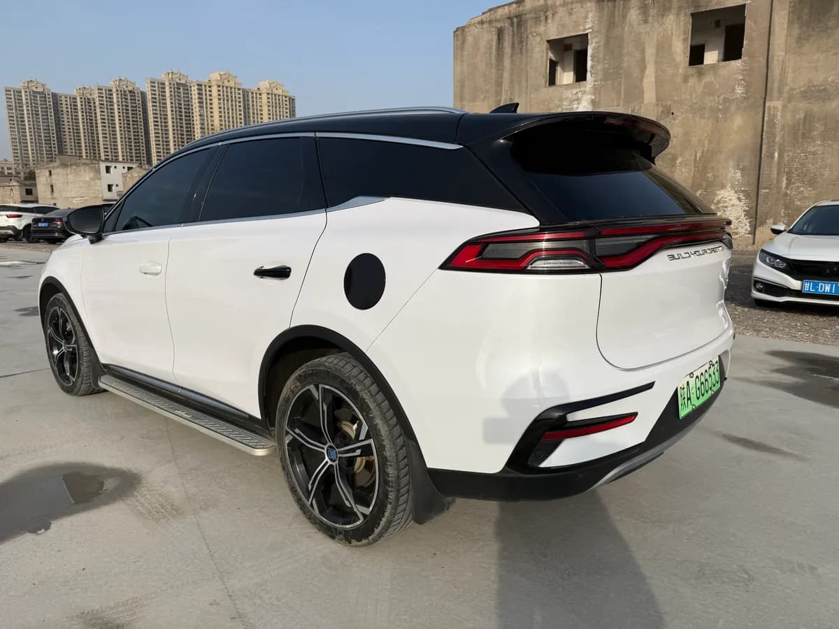 BYD 2021 DM-i 112KM 6