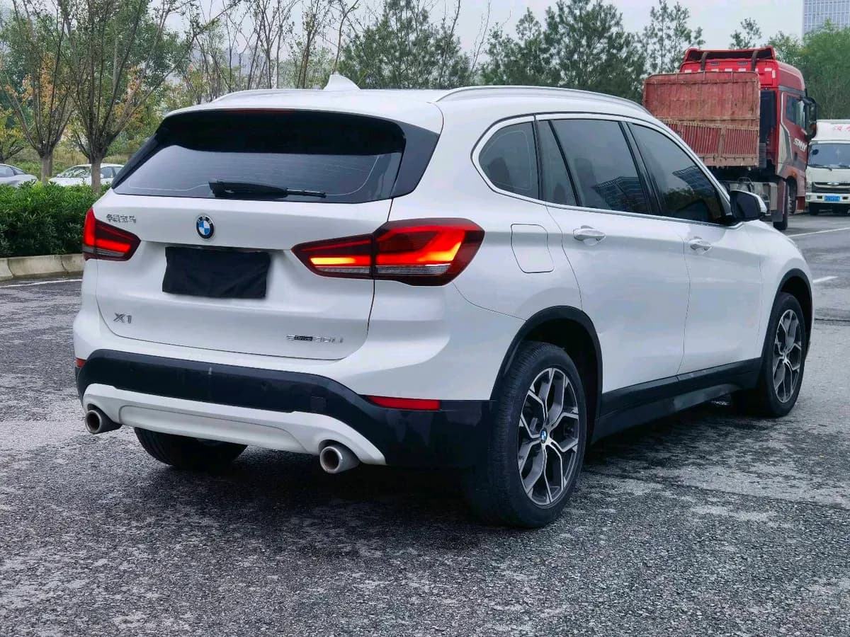 BMW X1 2022 sDrive25Li 7