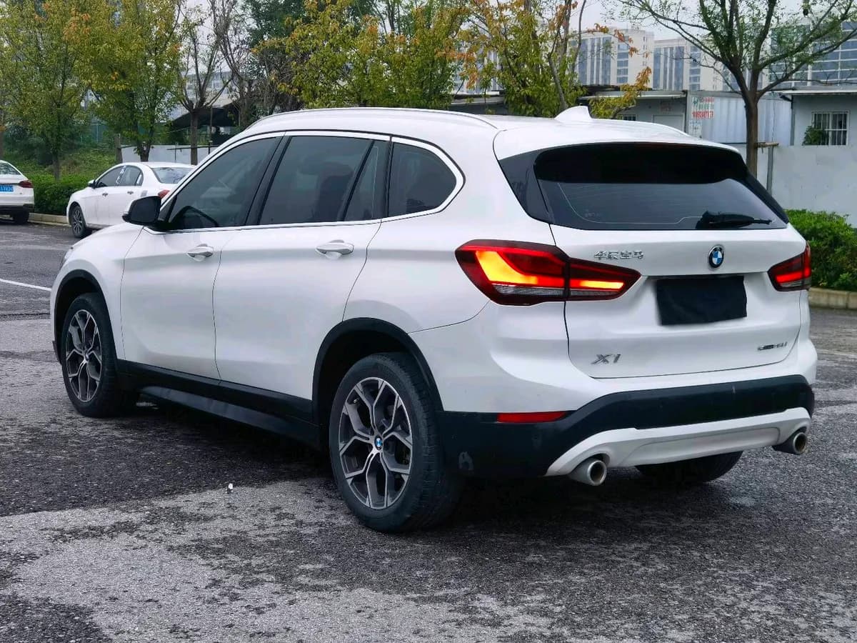 BMW X1 2022 sDrive25Li 9