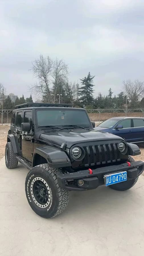 Jeep 2015 2.8TD Sahara 2
