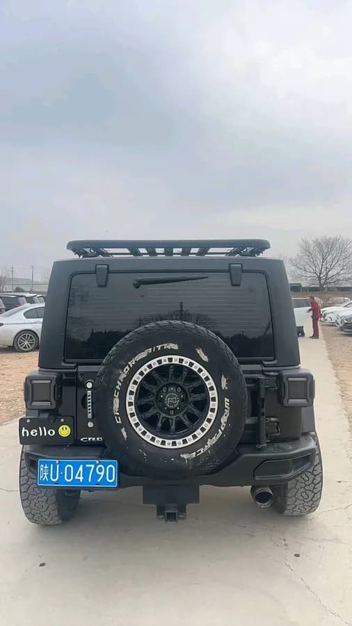 Jeep 2015 2.8TD Sahara 3
