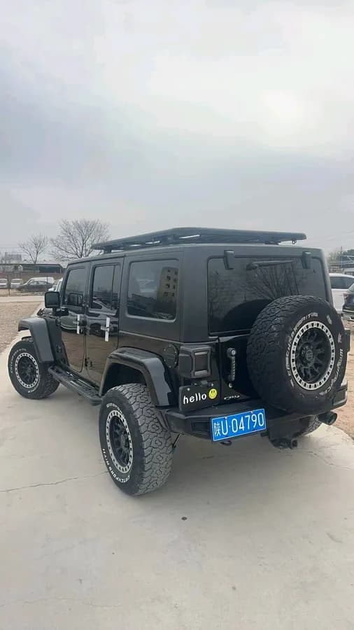 Jeep 2015 2.8TD Sahara 5