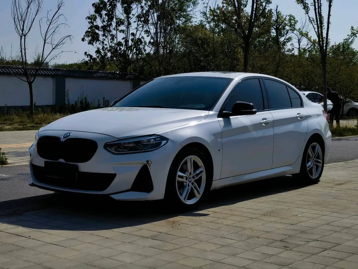 BMW 1 2023 120i M