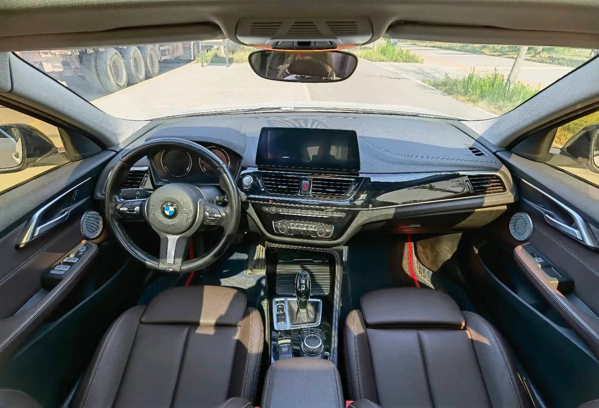 BMW 1 2023 120i M 10