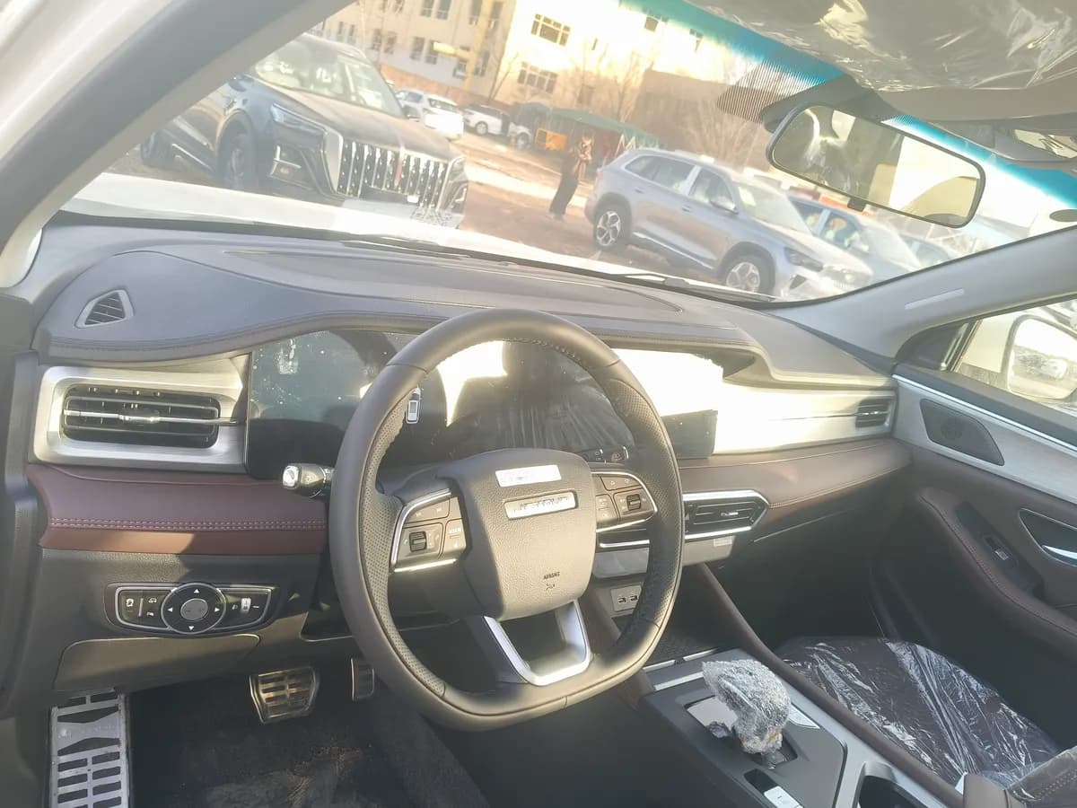 Jetour X90 PLUS 2024 1.6TD DCT Z 7 3