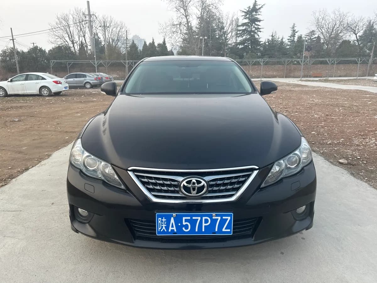 Toyota 2010 2.5V 2