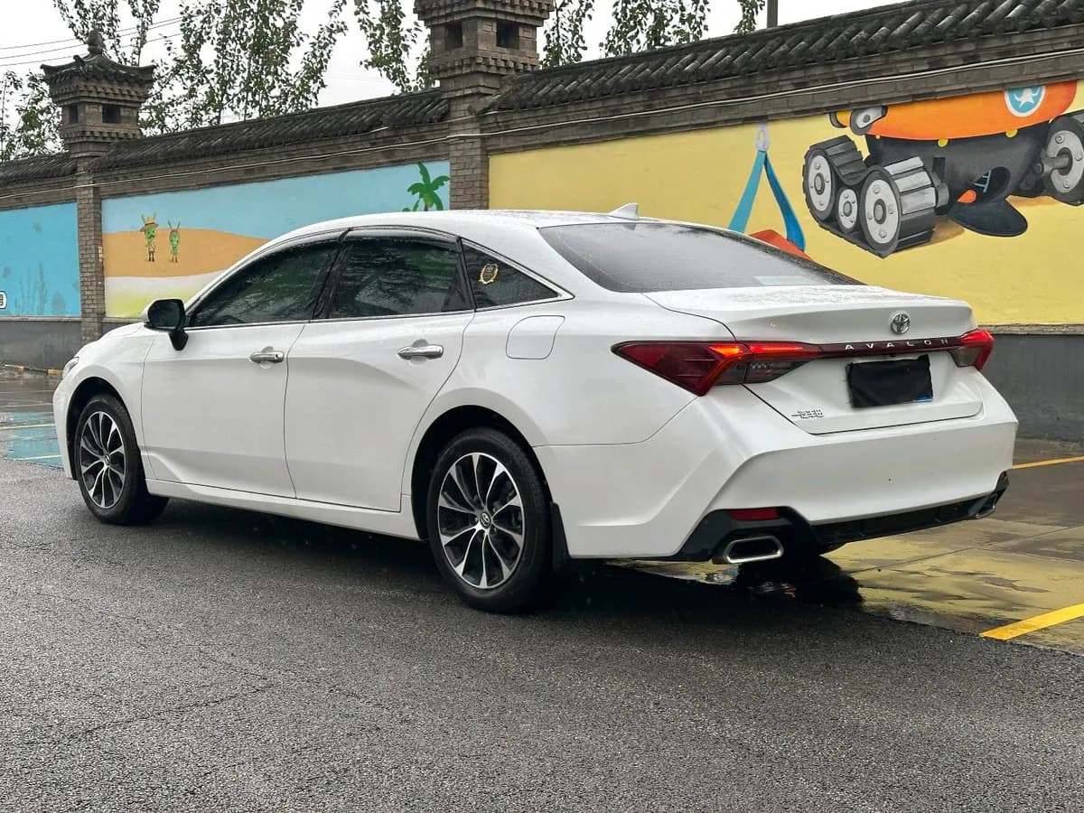Toyota 2023 2.0L 6