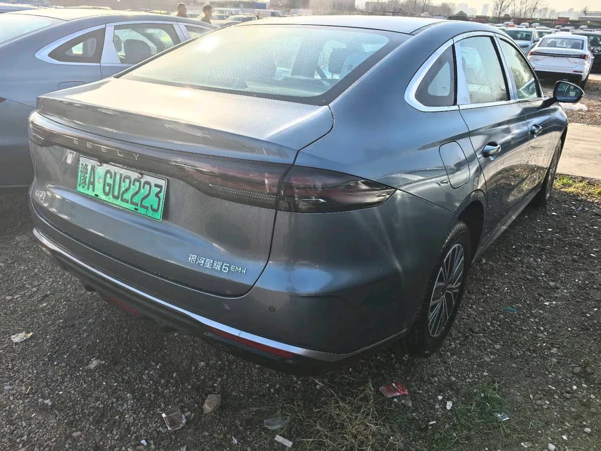 Geely 6 2025 60km 3