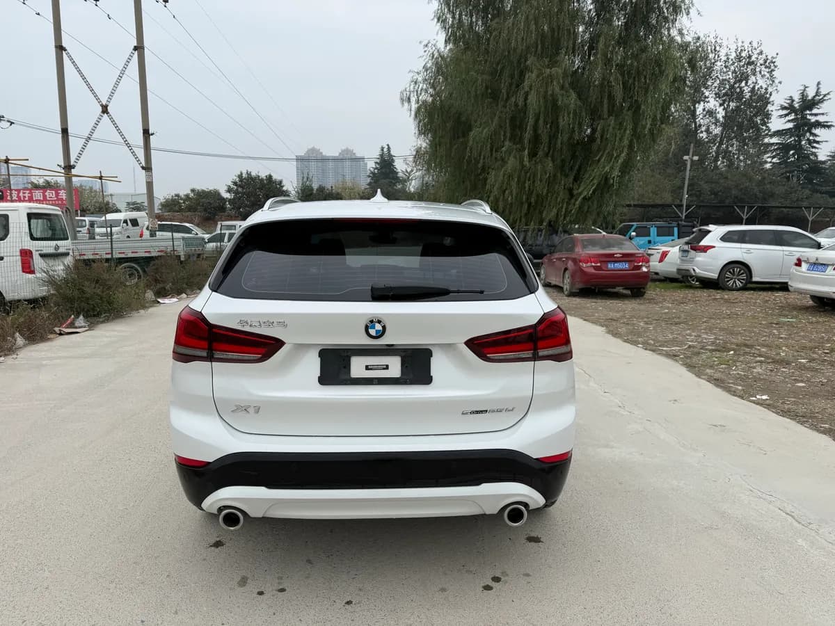 BMW X1 2021 sDrive25Li 3