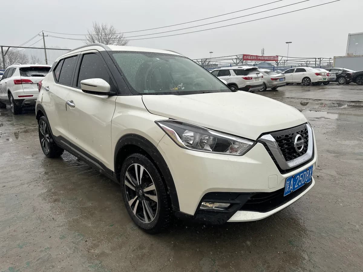 Nissan 2019 1.5L CVT 3