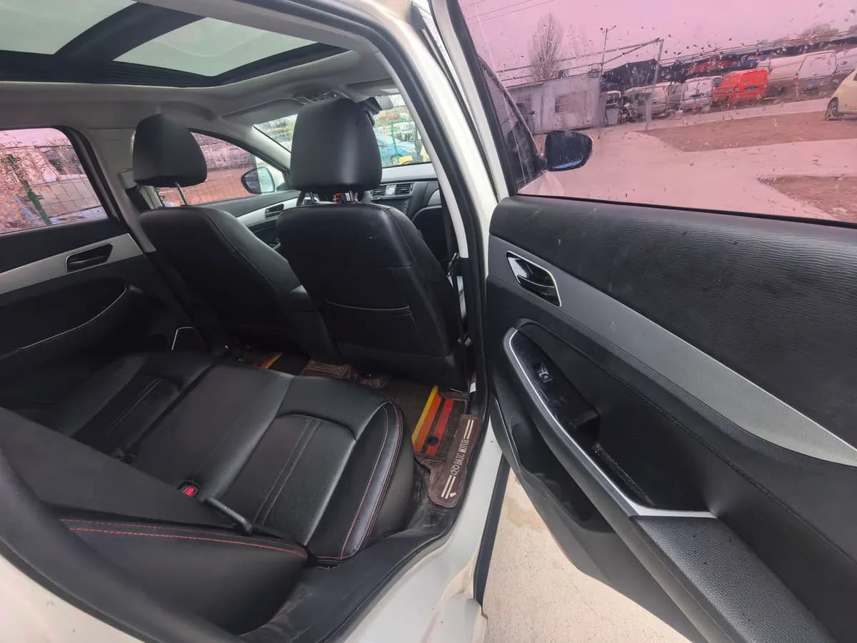 BAIC X55 2016 1.5T CVT 10