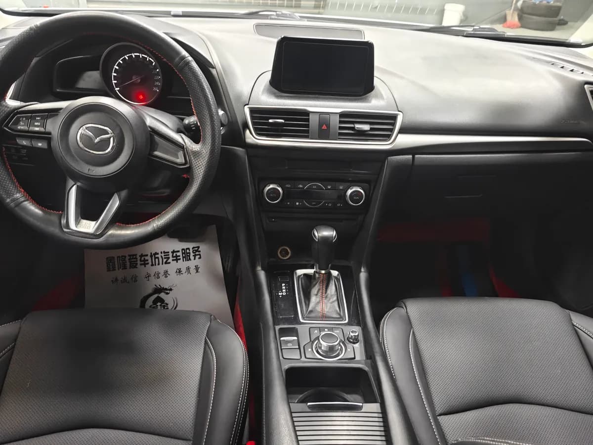 Mazda 3 2017 1.5L V 10