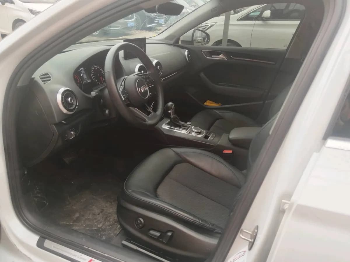 Audi A3 2020 Limousine 35 TFSI VI 3