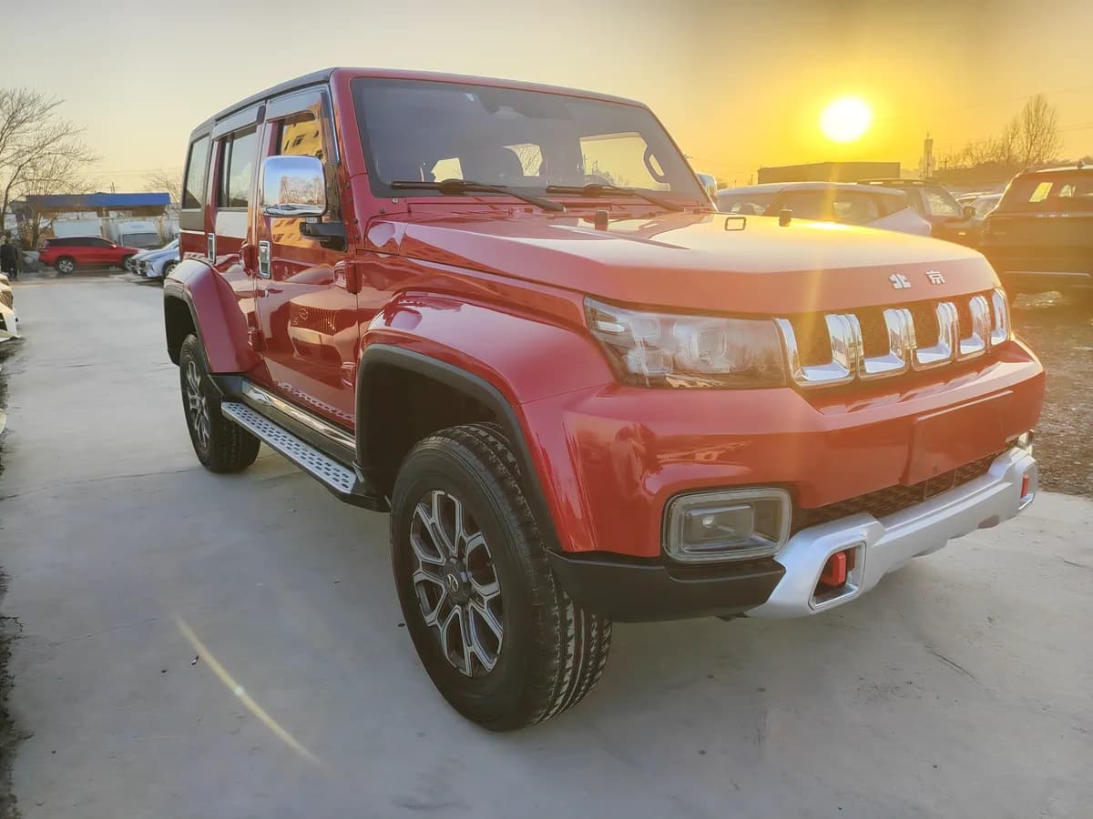BAIC BJ40 2019 PLUS 2.3T VI 3