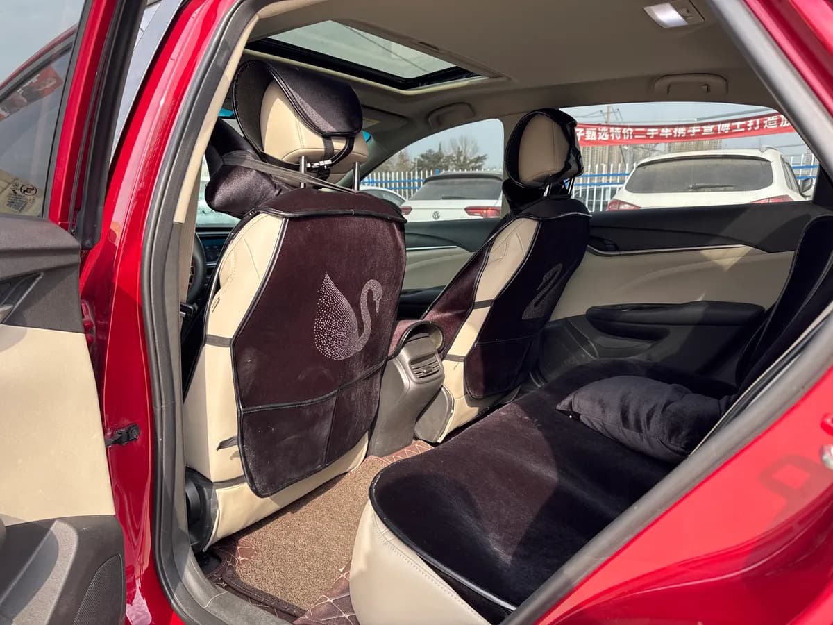 Buick 2019 15T V 5