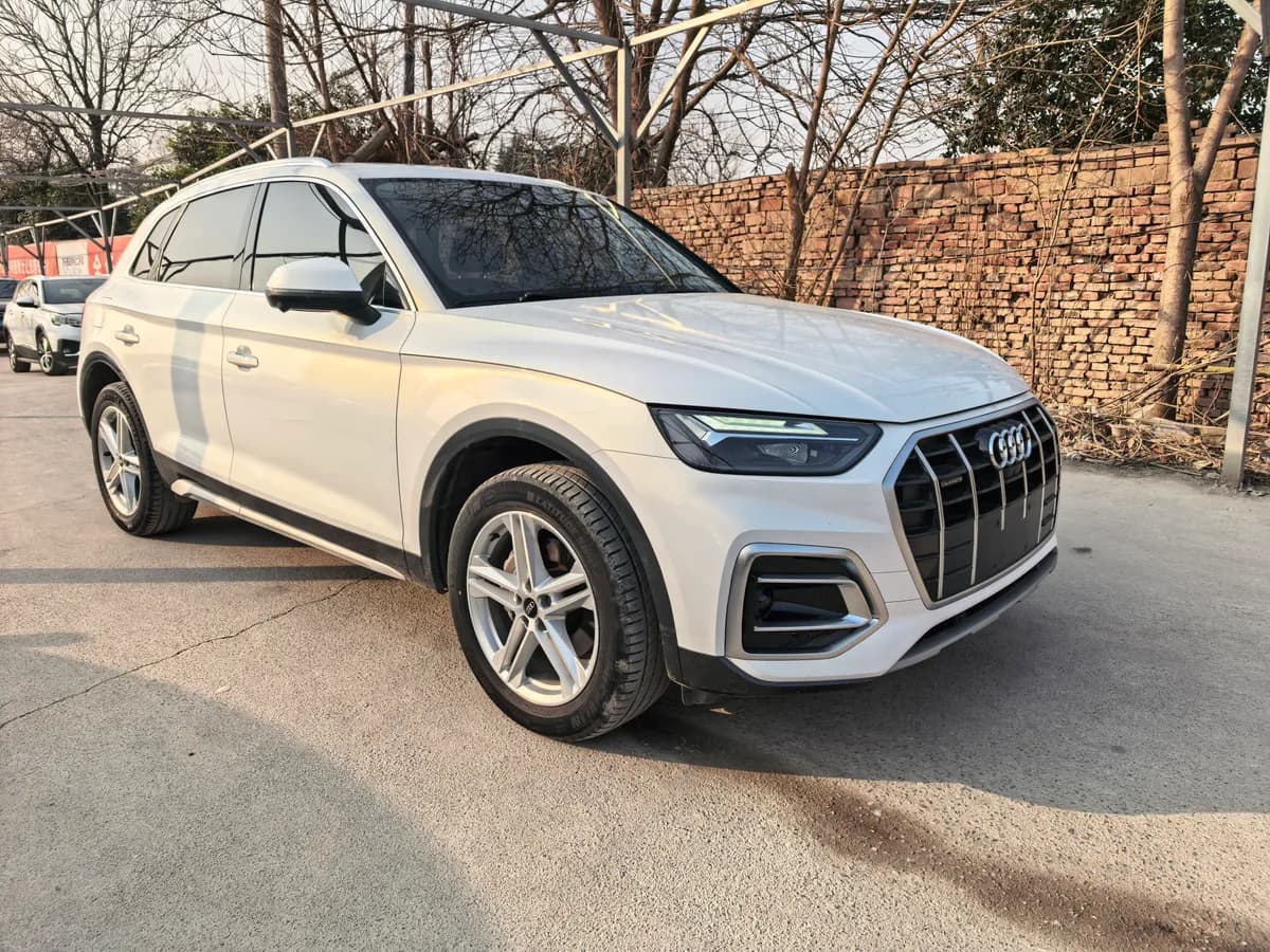 Audi Q5L 2021 40 TFSI 3