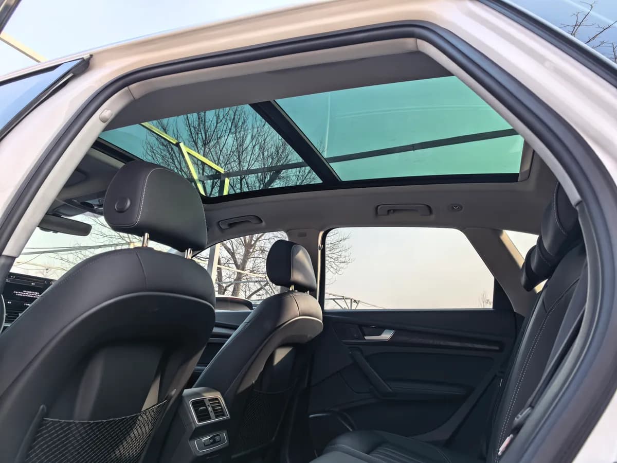 Audi Q5L 2021 40 TFSI 7