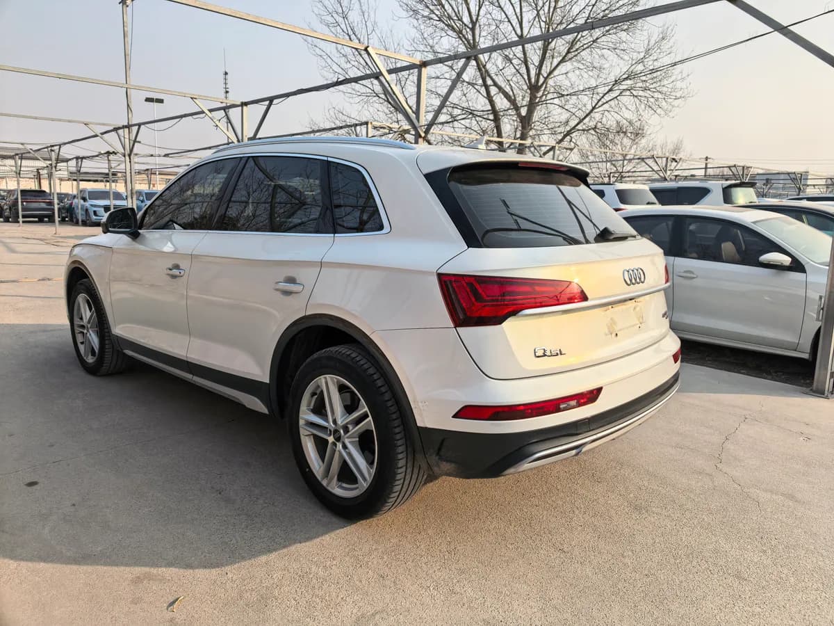 Audi Q5L 2021 40 TFSI 8