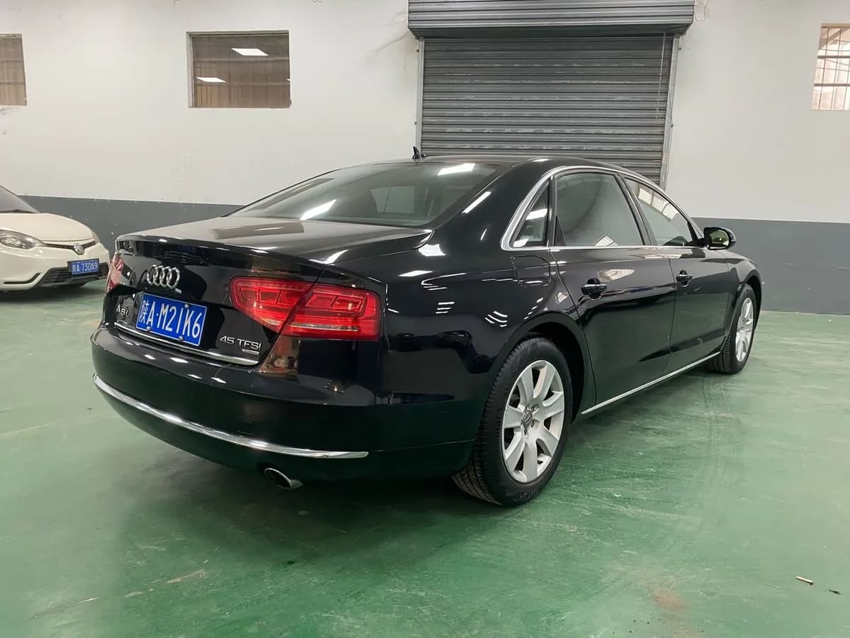 Audi A8 ( ) 2013 A8L 45 TFSI quattro 4