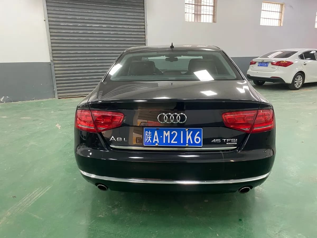 Audi A8 ( ) 2013 A8L 45 TFSI quattro 5