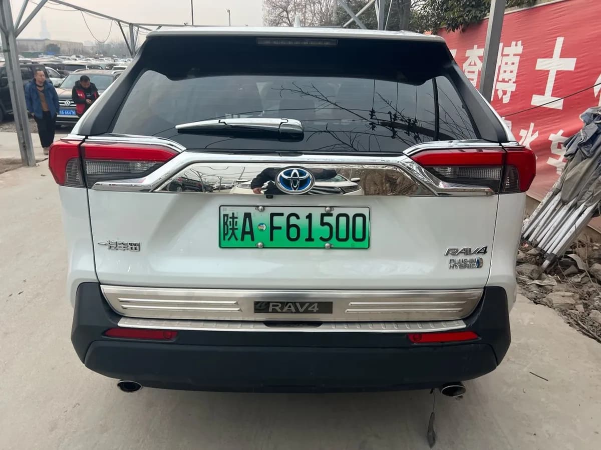 Toyota RAV4 E+ 2021 2.5L Pro 5