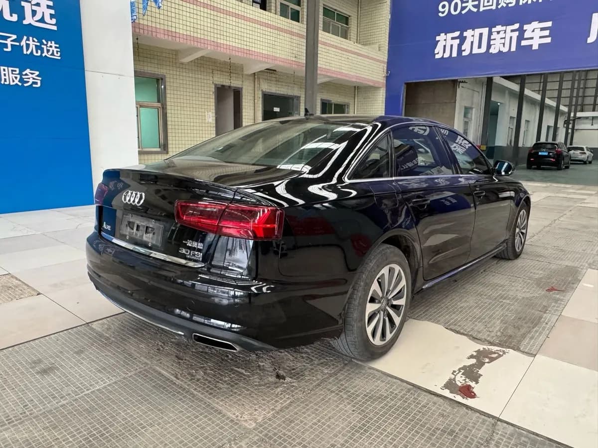 Audi A6L 2017 30 FSI 5