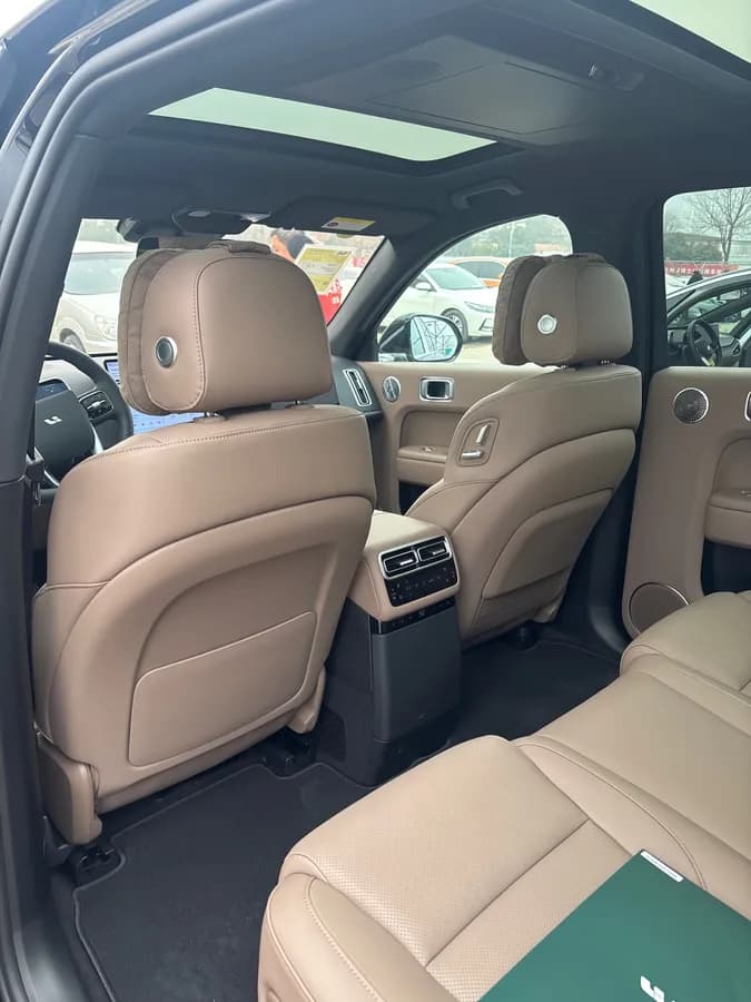 Li Auto L7 2025 Ultra 6