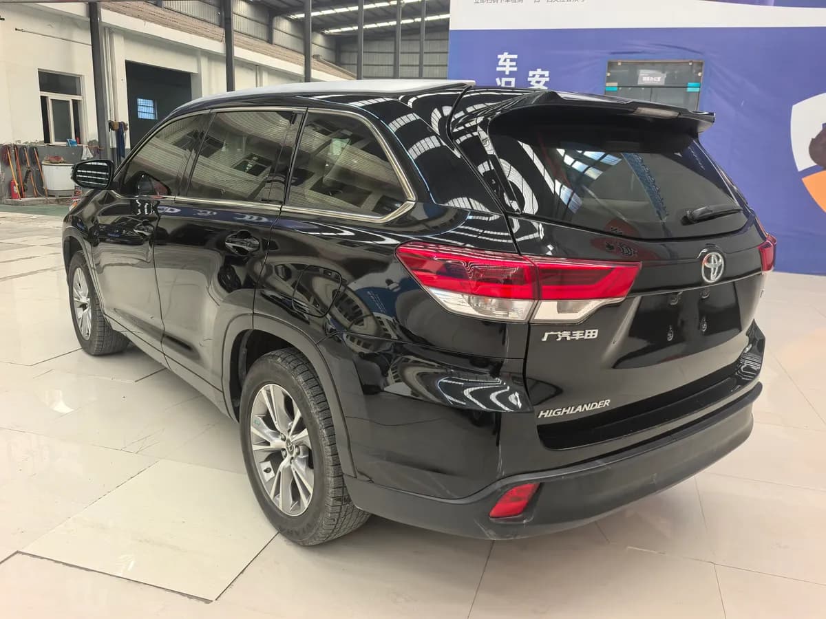 Toyota 2021 2.0T 7 3