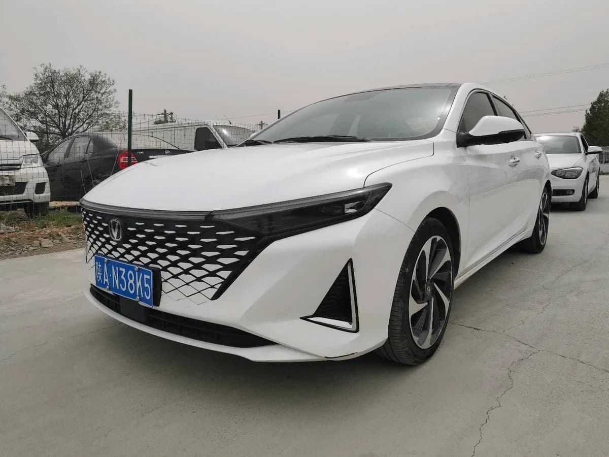 Changan PLUS 2023 1.5T DCT