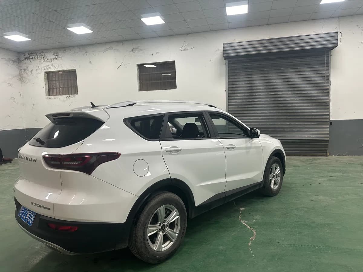 Jetour X70M 2021 1.5T DCT 7 4