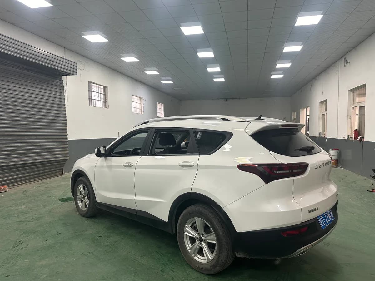 Jetour X70M 2021 1.5T DCT 7 6