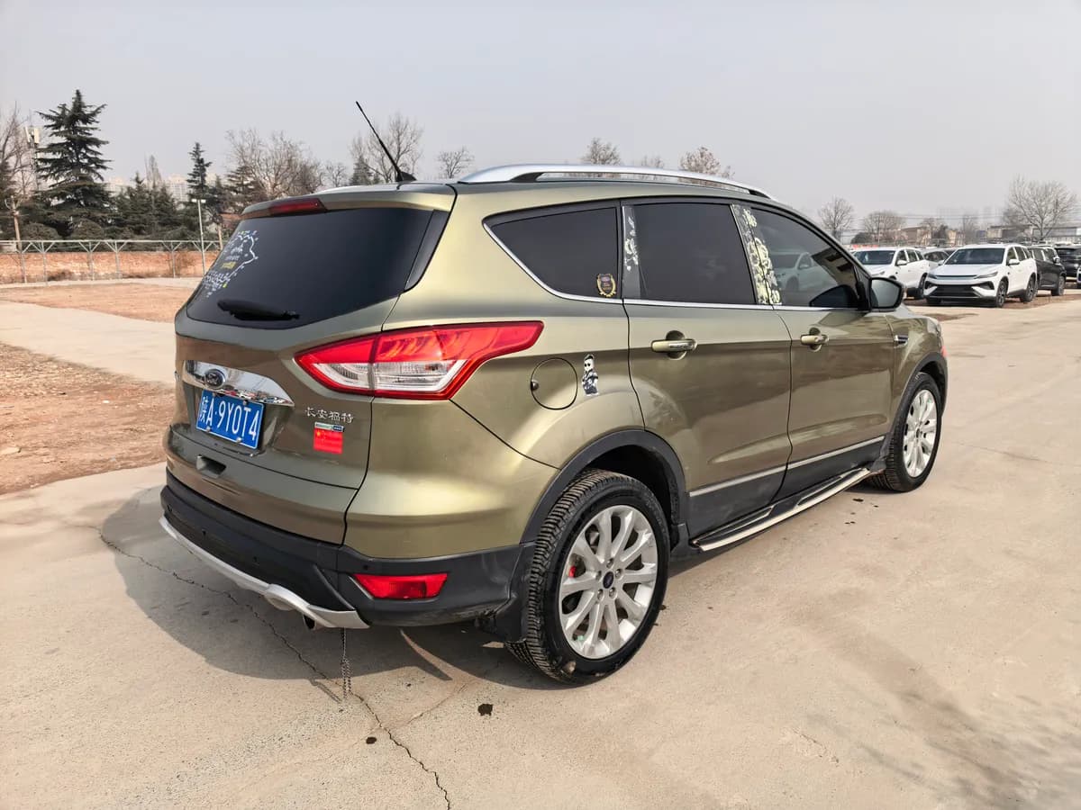 Ford 2015 2.0L GTDi 10