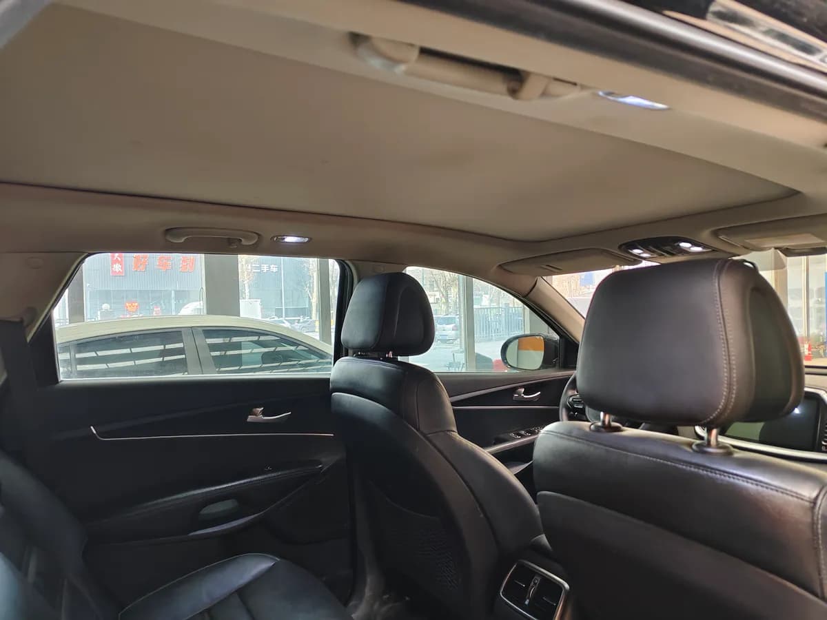 Kia 2016 L 2.4L 4WD 5 IV 6