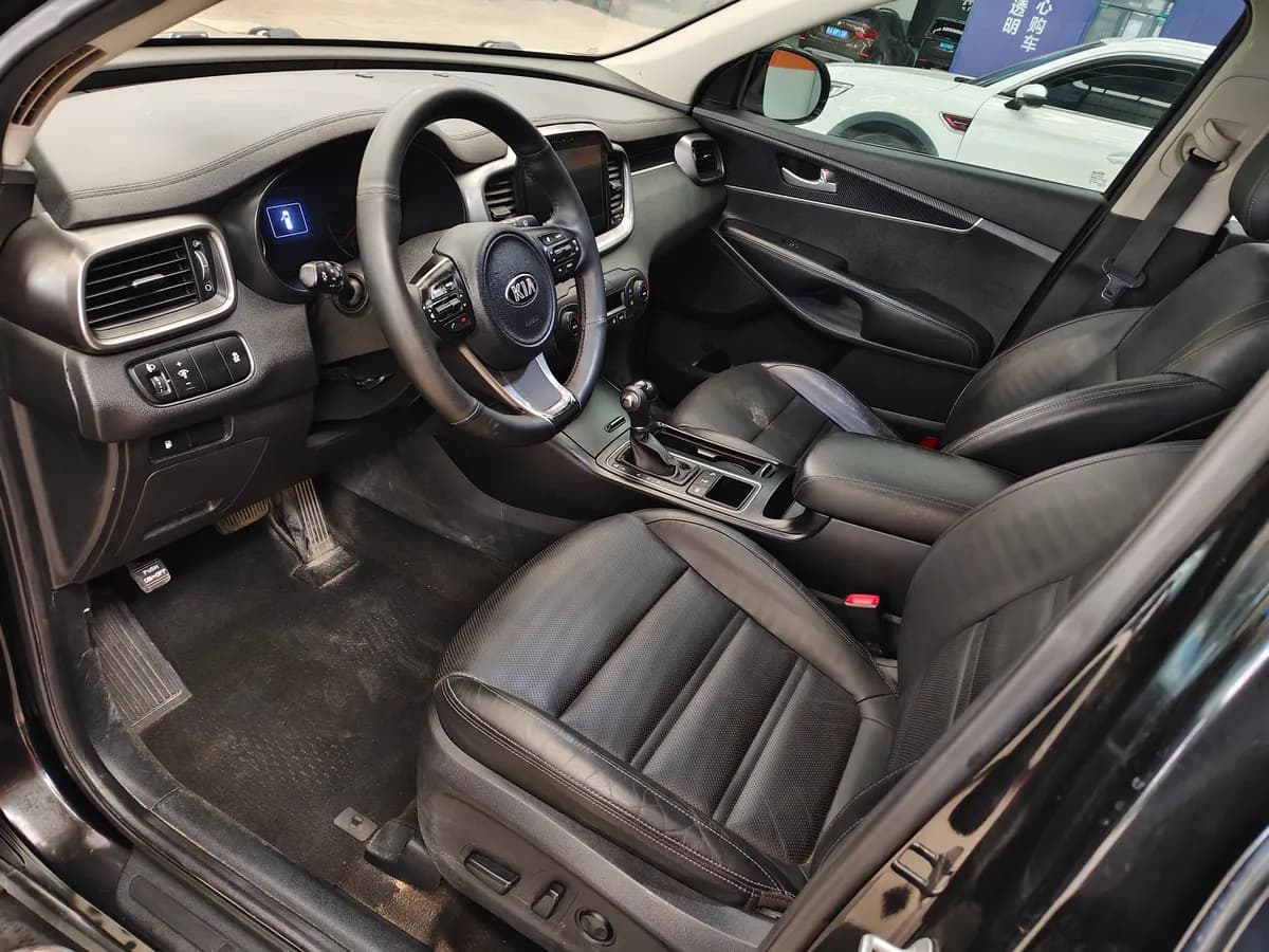 Kia 2016 L 2.4L 4WD 5 IV 8