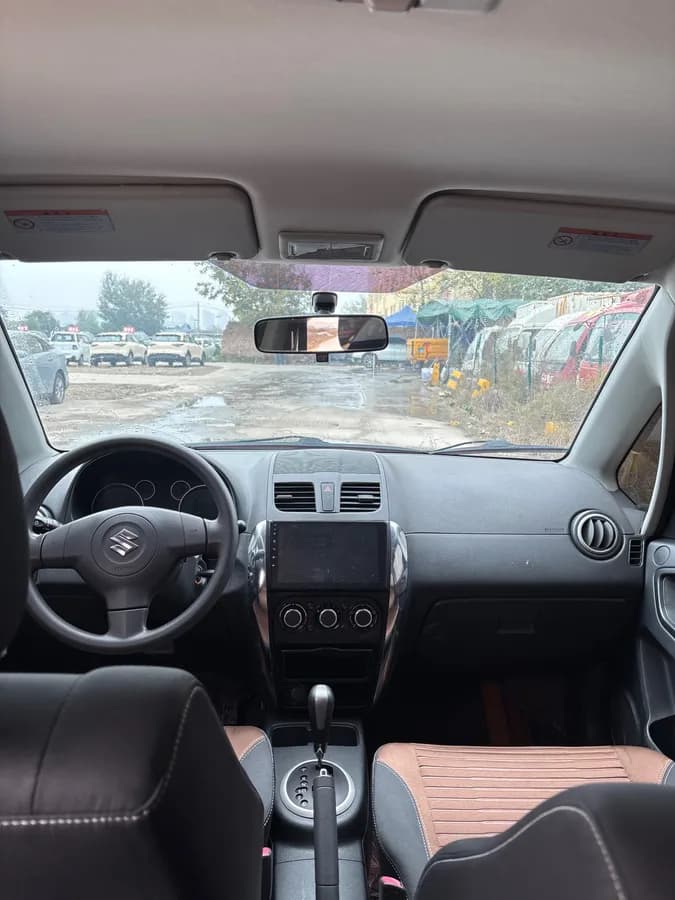 Suzuki SX4 2013 1.6L 8