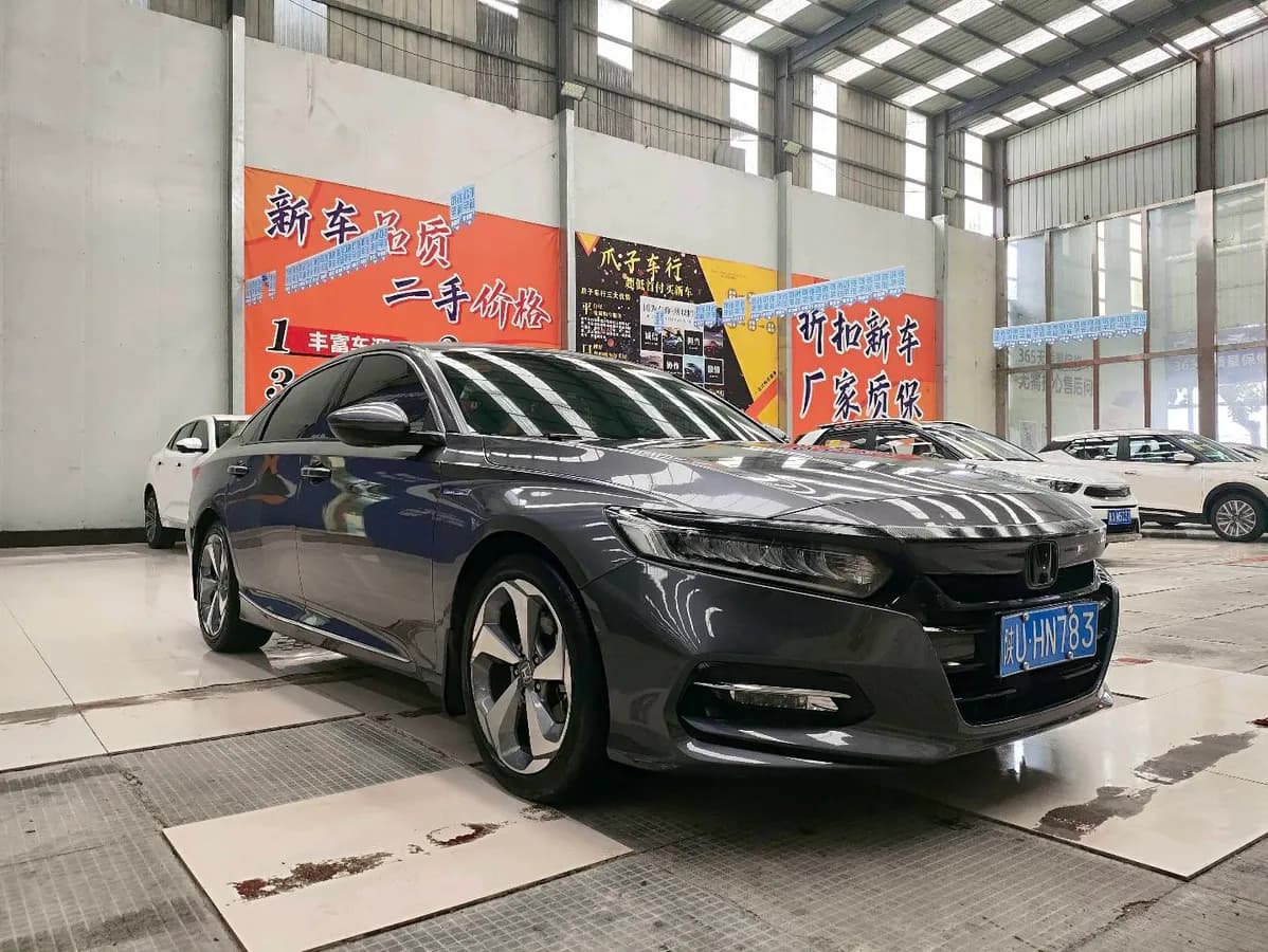 Honda 2018 · 2.0L VI 3