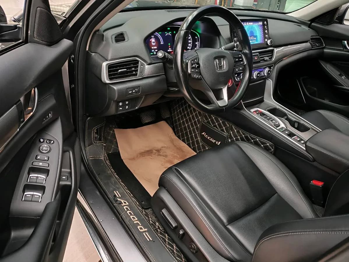 Honda 2018 · 2.0L VI 4