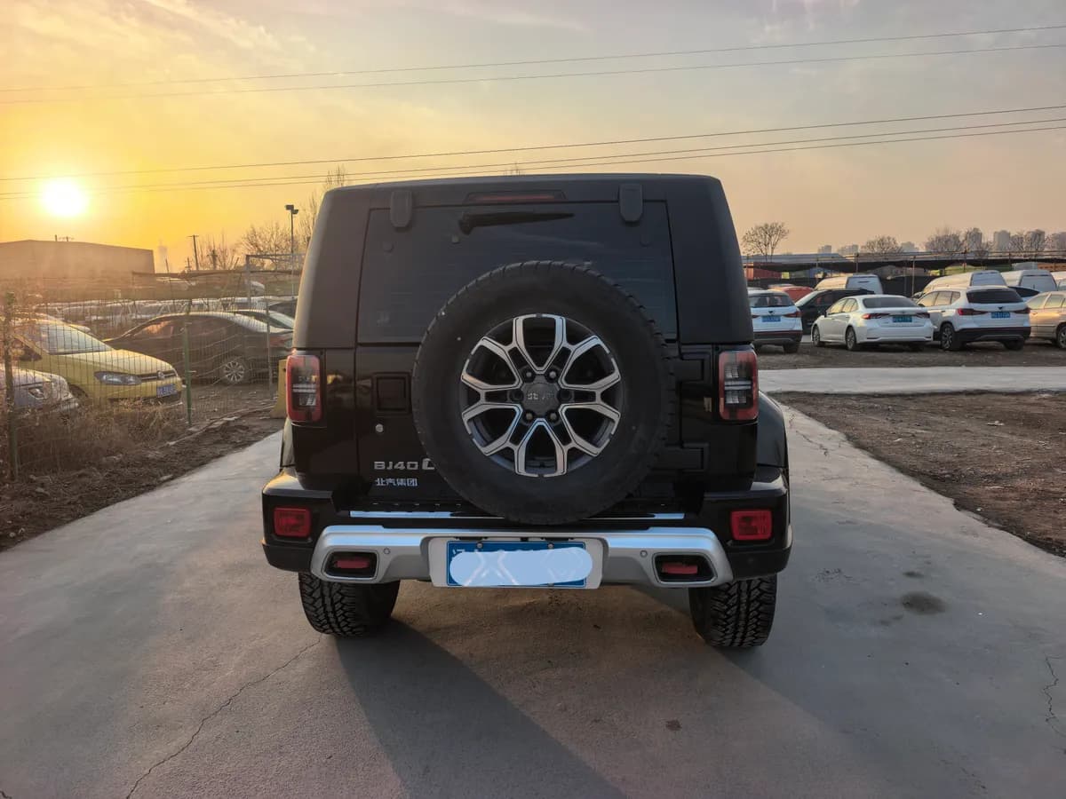 BAIC BJ40 2024 2.0T 8