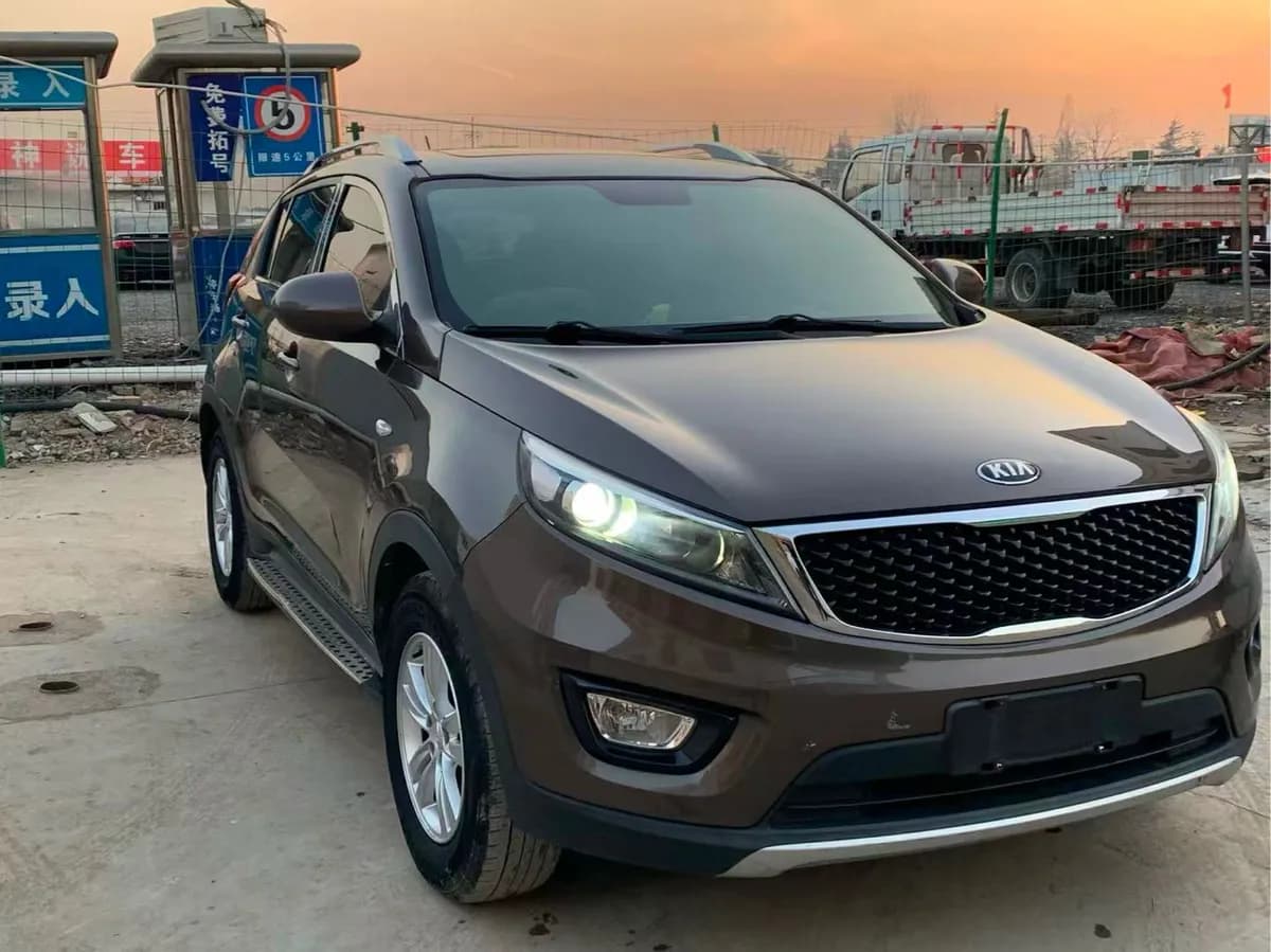 Kia 2015 2.0L GLS 2
