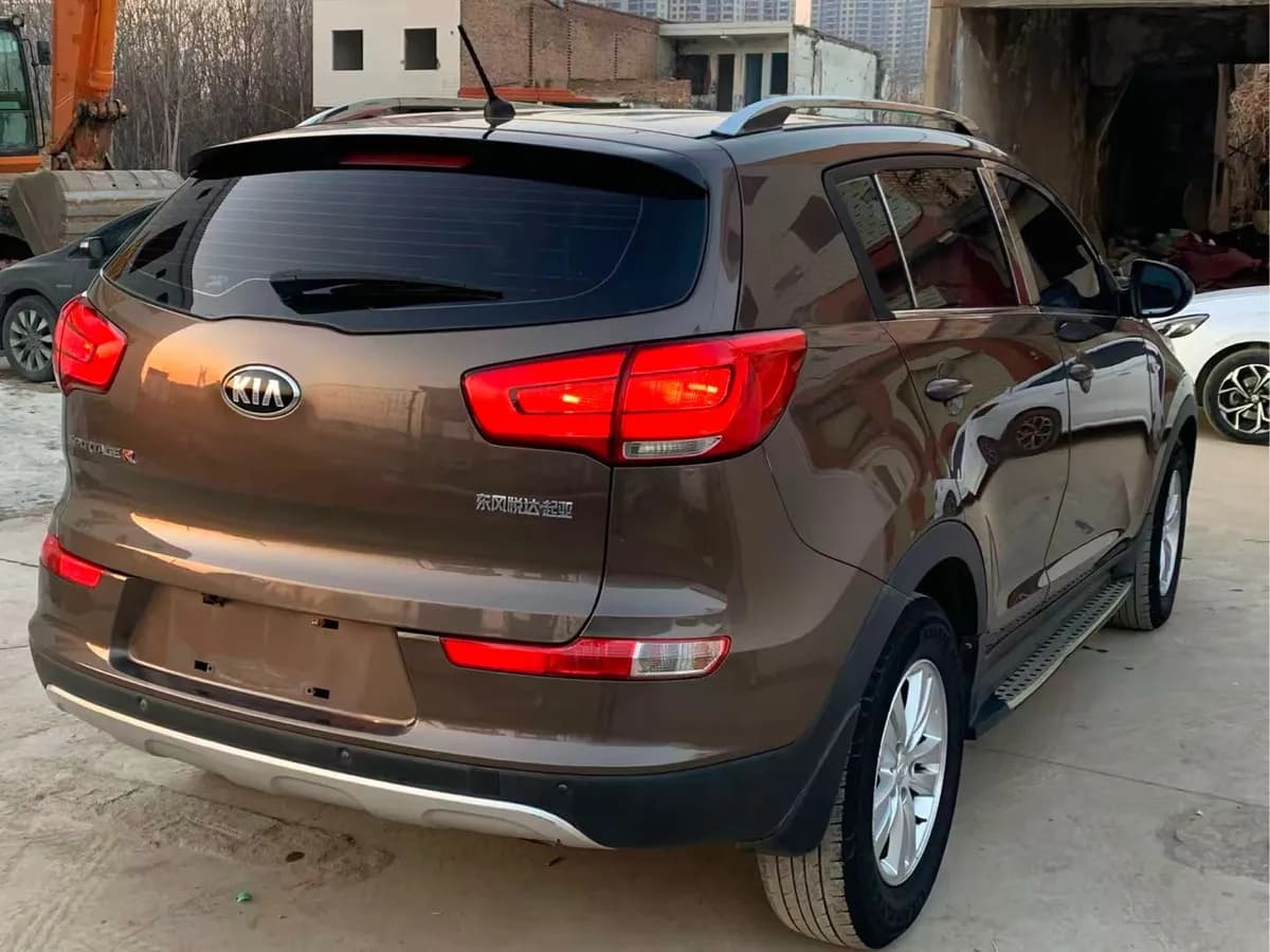 Kia 2015 2.0L GLS 5