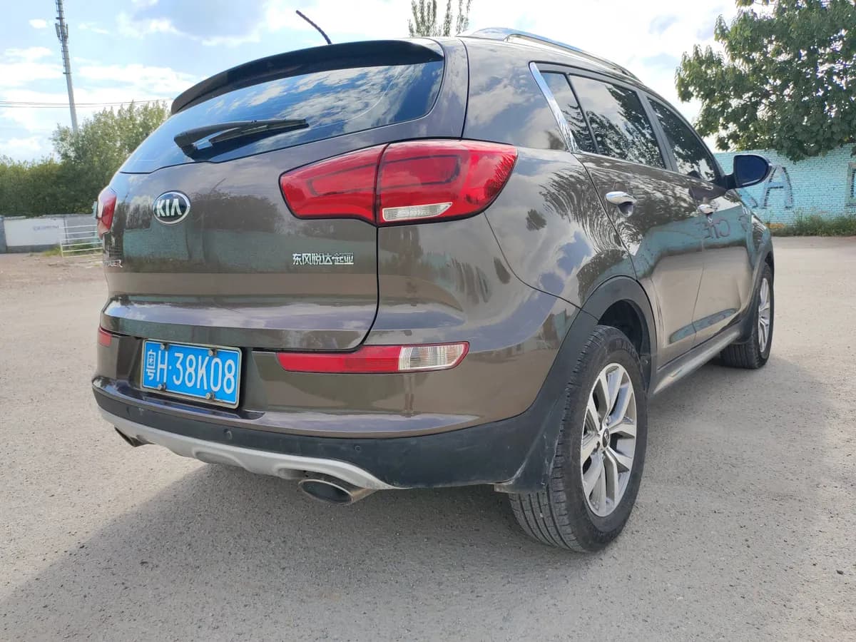 Kia 2015 2.0L GLS 10