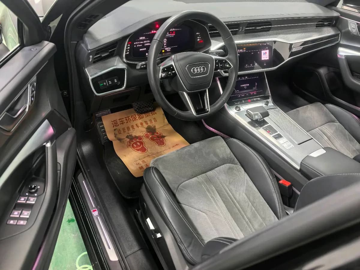 Audi A6L 2024 45 TFSI 4
